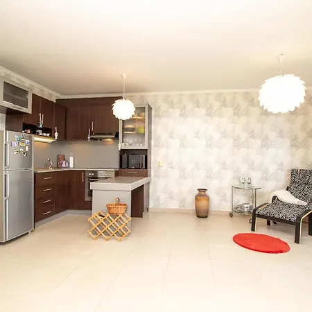 945 - A Balatonoszoedi Hullam Uedueloparkban Panoramas Apartmanban Szallas * Balatonoszod