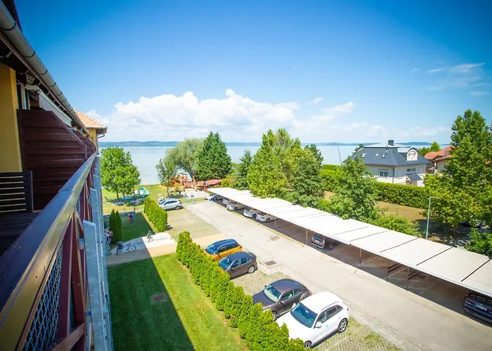 Apartment 945 - A Balatonoszoedi Hullam Uedueloparkban Panoramas Apartmanban Szallas *